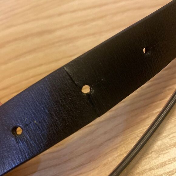 Valentino REVERSIBLE SIGNATURE BELT/GLOSSY CALFSKIN 30 MM SMOKEY/ NEW $6… - Picture 16 of 16